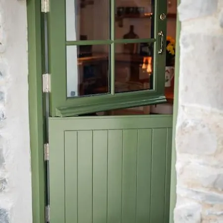 Gap Of Dunloe Shepherd's Holiday home